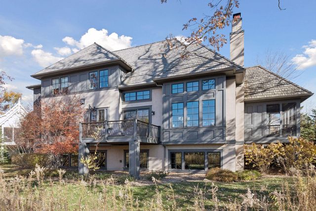 425 Carpenters Point, Wayzata, MN 55391