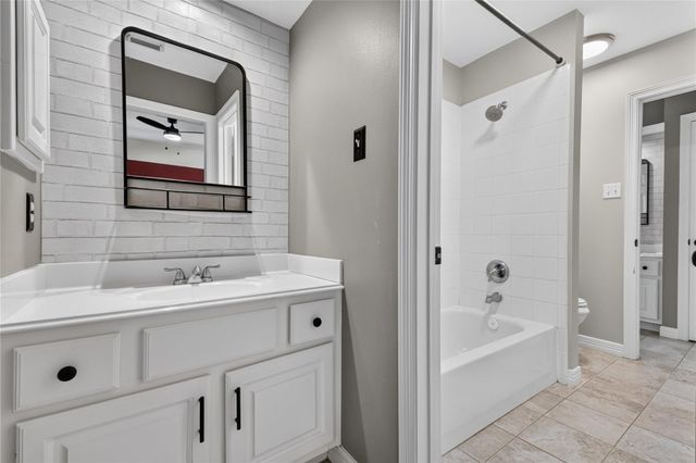 11810 Rue Beaujon Court, Tomball, TX 77377