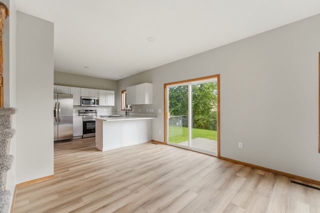 706 Filmore Avenue SE, Bondurant, IA 50035