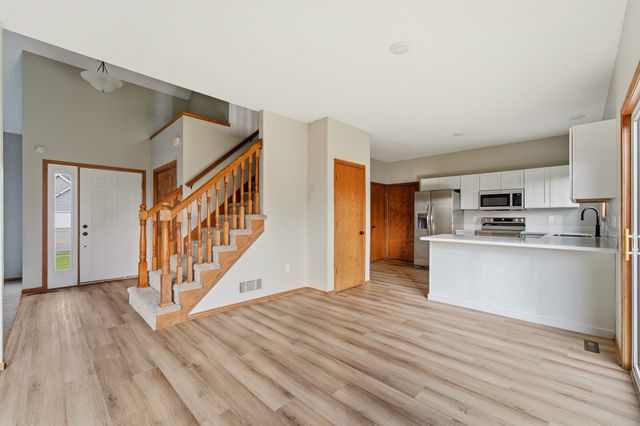 706 Filmore Avenue SE, Bondurant, IA 50035