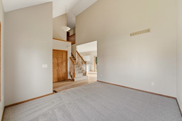 706 Filmore Avenue SE, Bondurant, IA 50035