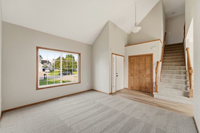 706 Filmore Avenue SE, Bondurant, IA 50035