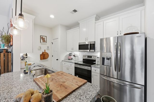 222 Midland Avenue 4102, Lexington, KY 40508