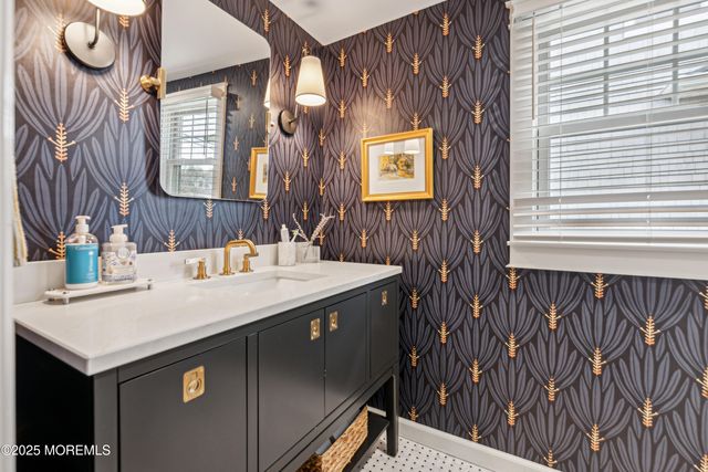 242 Osborne Avenue, Bay Head, NJ 08742