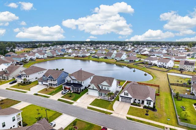 137 Riley Farms Ct, Summerville, SC 29486