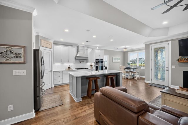137 Riley Farms Ct, Summerville, SC 29486