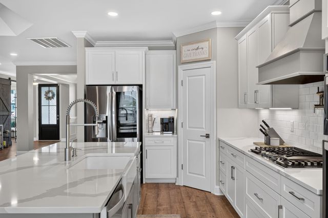 137 Riley Farms Ct, Summerville, SC 29486