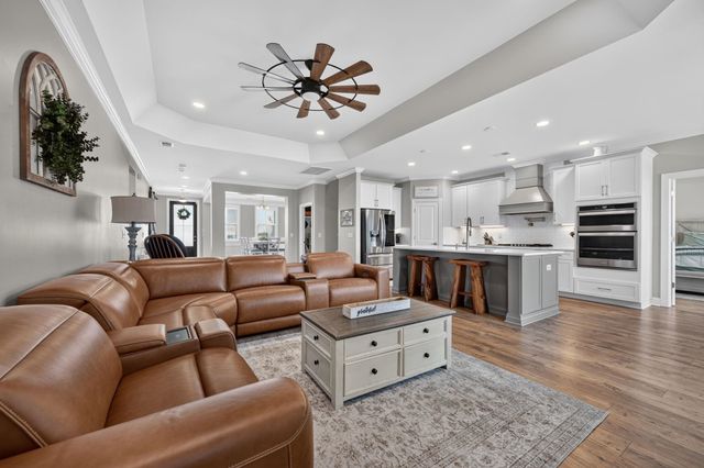 137 Riley Farms Ct, Summerville, SC 29486