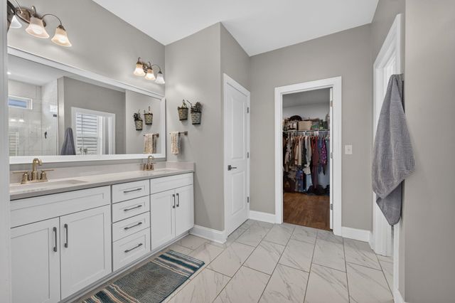 137 Riley Farms Ct, Summerville, SC 29486