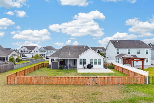 137 Riley Farms Ct, Summerville, SC 29486