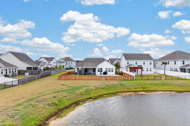 137 Riley Farms Ct, Summerville, SC 29486