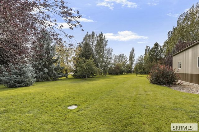 6248 S Foxrun Drive, Idaho Falls, ID 83402