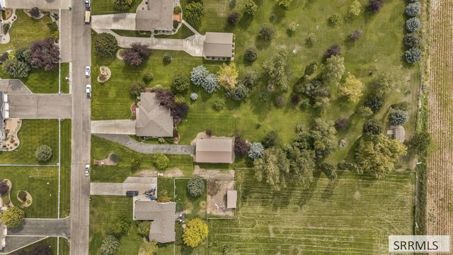 6248 S Foxrun Drive, Idaho Falls, ID 83402