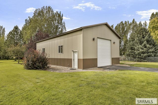 6248 S Foxrun Drive, Idaho Falls, ID 83402