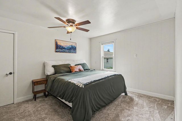 1009 Marshall Avenue, Saint Paul Park, MN 55071