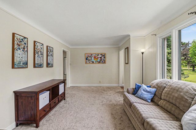 1009 Marshall Avenue, Saint Paul Park, MN 55071