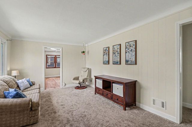 1009 Marshall Avenue, Saint Paul Park, MN 55071