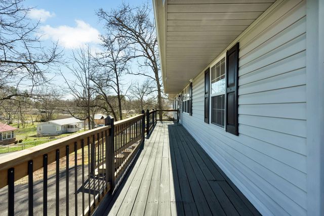 2036 Broomfield Road SE, Cleveland, TN 37323