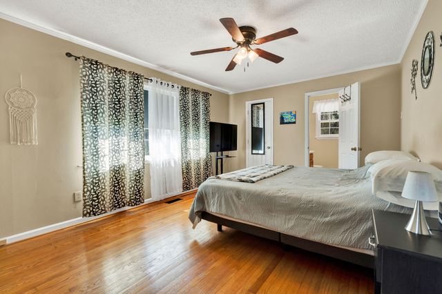 2036 Broomfield Road SE, Cleveland, TN 37323