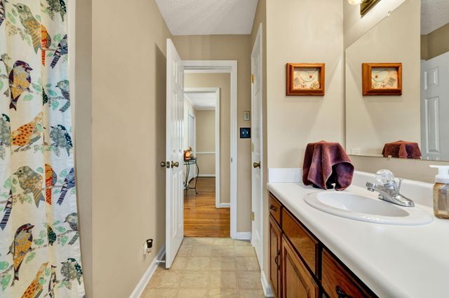 2036 Broomfield Road SE, Cleveland, TN 37323