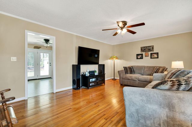 2036 Broomfield Road SE, Cleveland, TN 37323