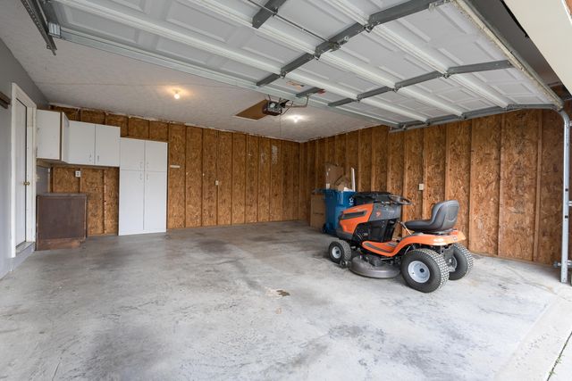 298 Fairway Drive, Dry Ridge, KY 41035