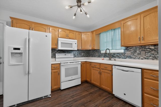 298 Fairway Drive, Dry Ridge, KY 41035