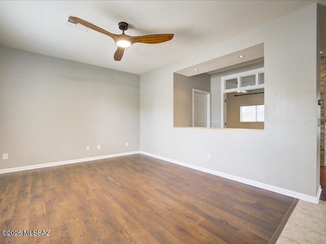 10576 S Sunshower Way, Vail, AZ 85641