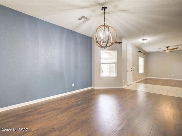 10576 S Sunshower Way, Vail, AZ 85641