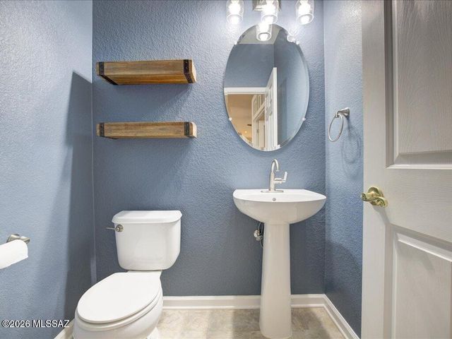 10576 S Sunshower Way, Vail, AZ 85641