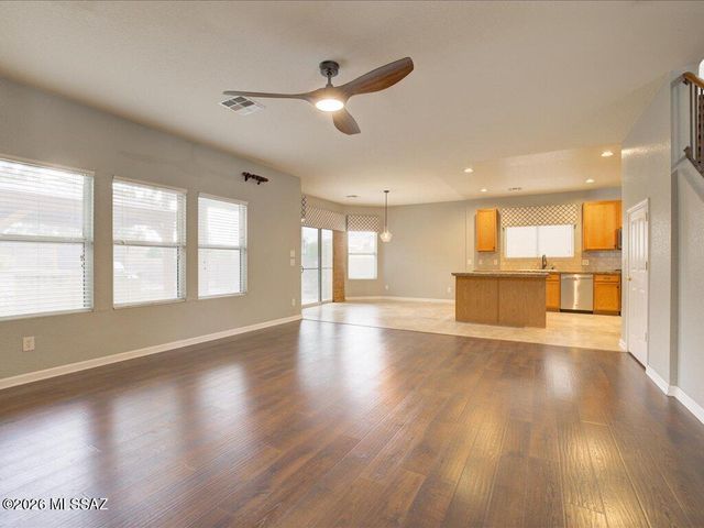 10576 S Sunshower Way, Vail, AZ 85641