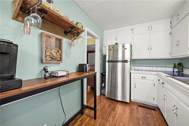 614 NE Woodlawn Street, Kansas City, MO 64116