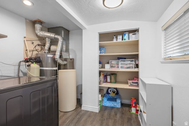 1543 S MARILYN DR, Syracuse, UT 84075