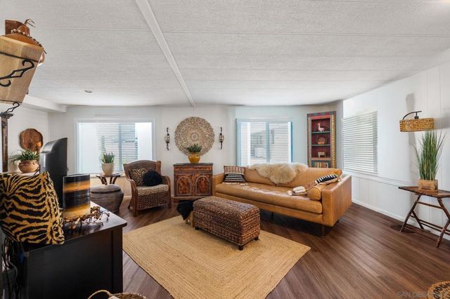 1401 W El Norte Pkwy SPC 309, San Marcos, CA 92069