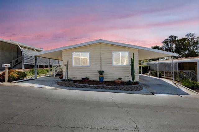 1401 W El Norte Pkwy SPC 309, San Marcos, CA 92069