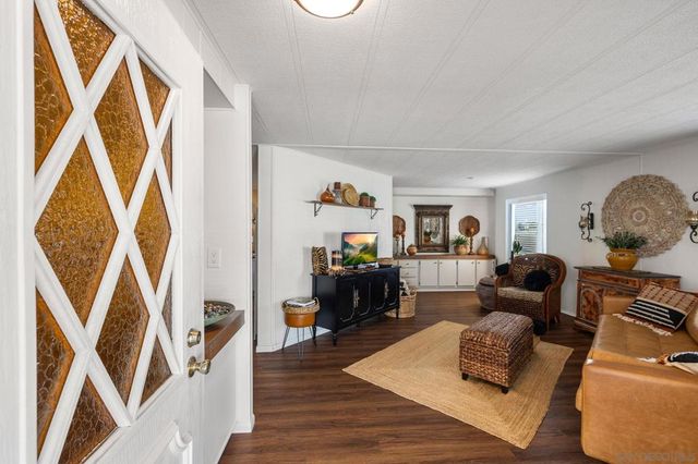 1401 W El Norte Pkwy SPC 309, San Marcos, CA 92069