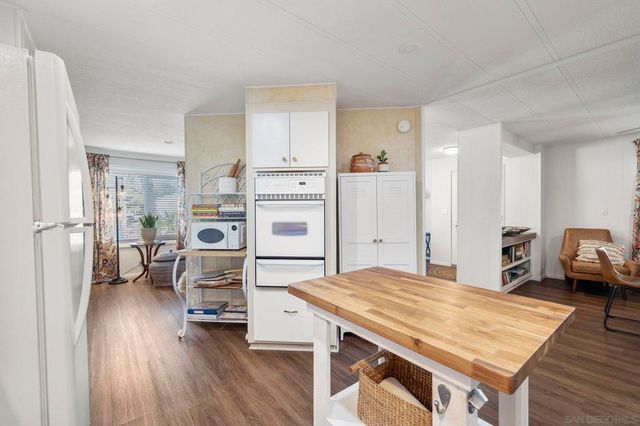 1401 W El Norte Pkwy SPC 309, San Marcos, CA 92069