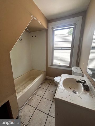 111 BELMONT ST, Burlington, NJ 08016