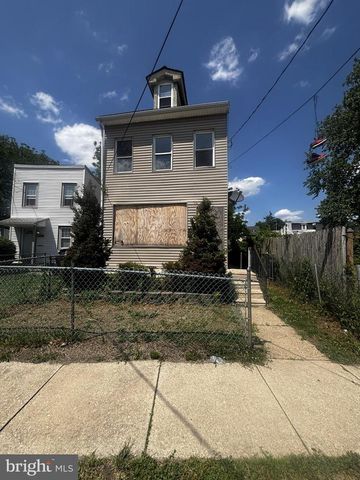 111 BELMONT ST, Burlington, NJ 08016