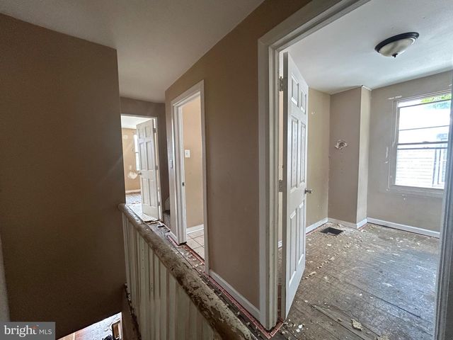 111 BELMONT ST, Burlington, NJ 08016
