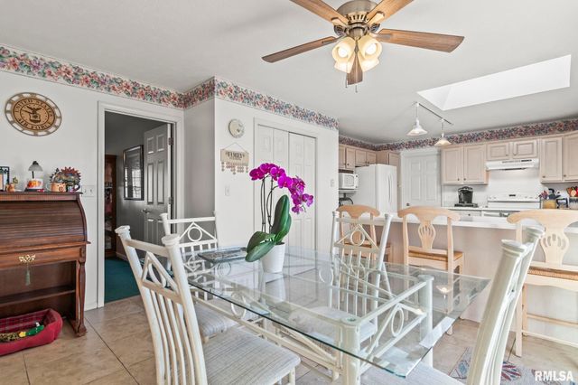 3504 Ginger Creek Drive, Springfield, IL 62711