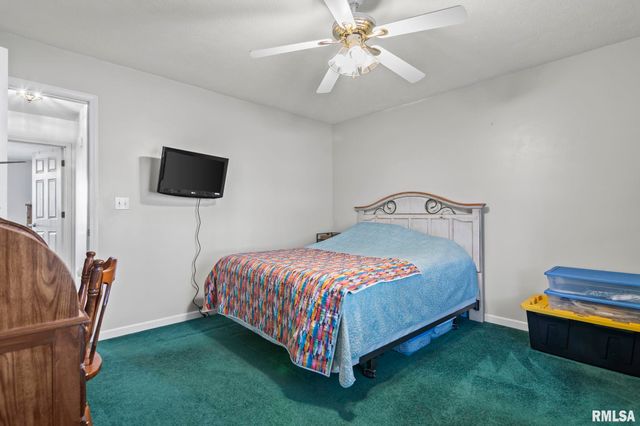 3504 Ginger Creek Drive, Springfield, IL 62711