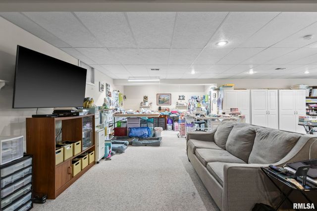 3504 Ginger Creek Drive, Springfield, IL 62711