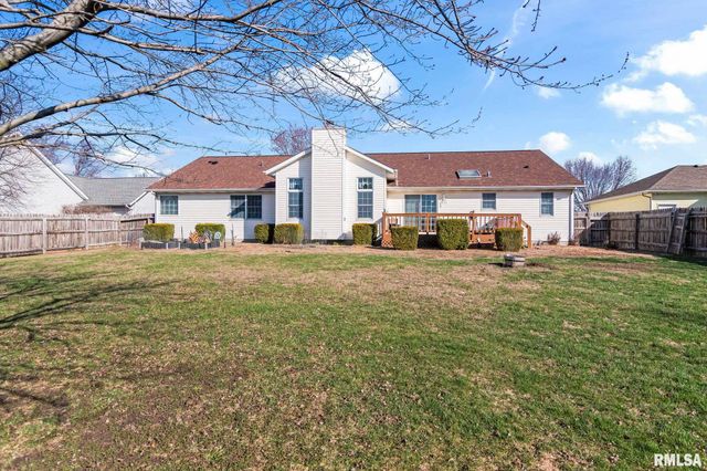 3504 Ginger Creek Drive, Springfield, IL 62711