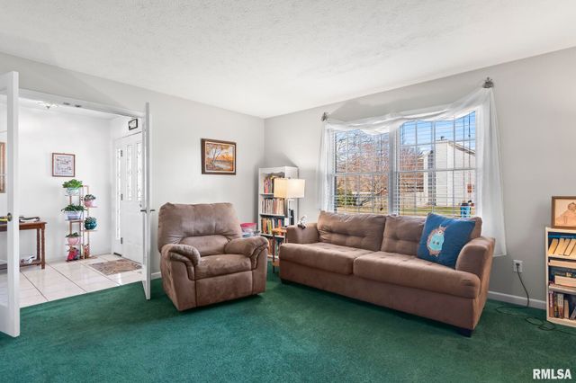 3504 Ginger Creek Drive, Springfield, IL 62711