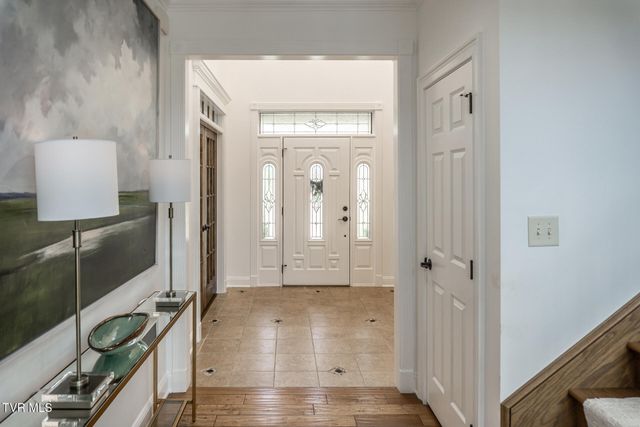 201 West Hawthorne Court, Greeneville, TN 37745