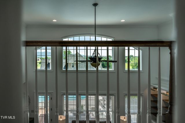 201 West Hawthorne Court, Greeneville, TN 37745