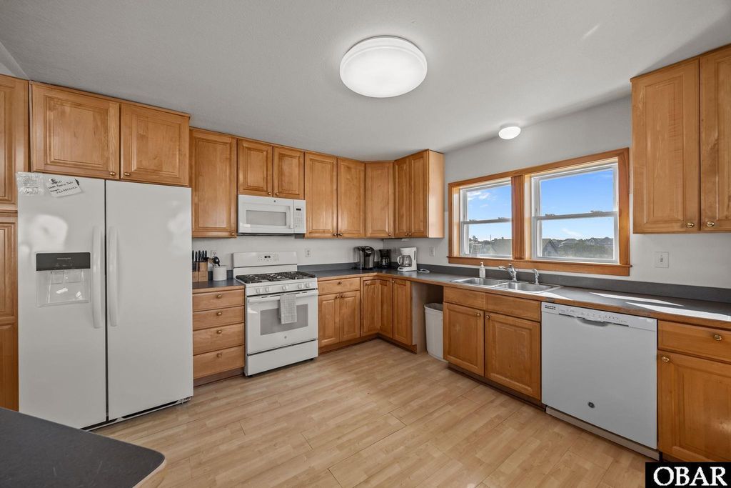 Image 34 of property listing at 39189 A N Albacore Lane Lot 205, Avon, NC 27915