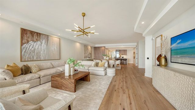 415 L AMBIANCE DRIVE C204, Longboat Key, FL 34228