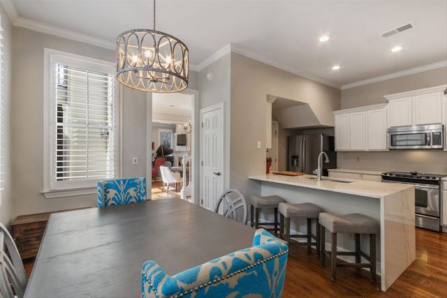 948 RIVER BREEZE DR, Memphis, TN 38103